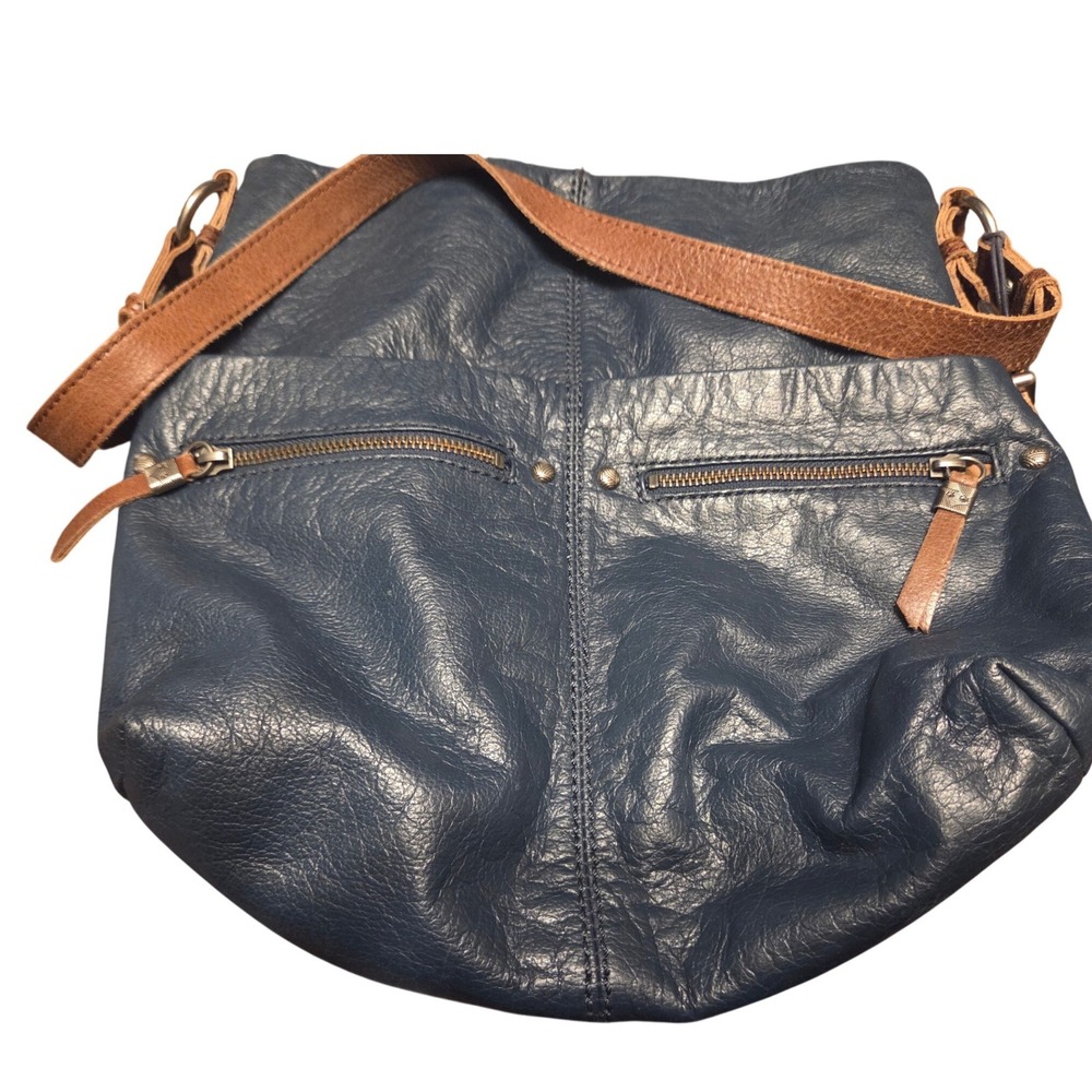 The Sak Ashland Bucket Shoulder Bag Womens Medium Navy Blue Leather Hobo Purse